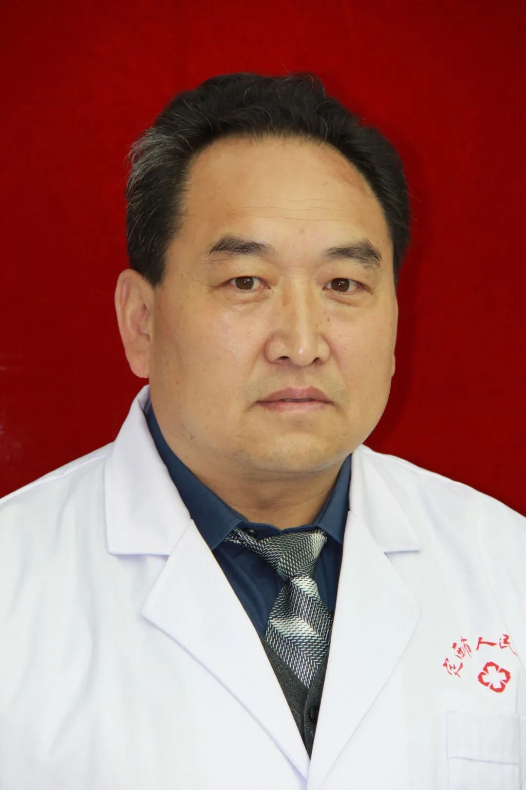 梁振强