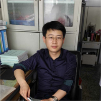 李英