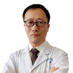 闫彭彭