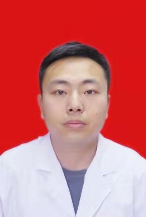 万峻宏