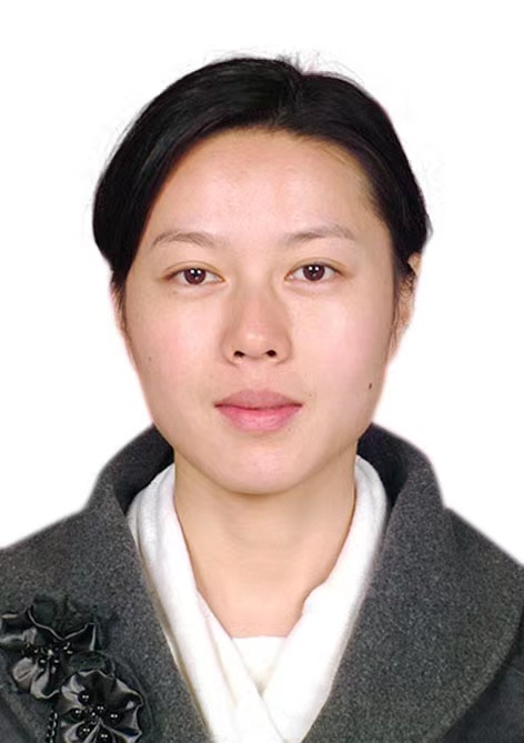费洪华