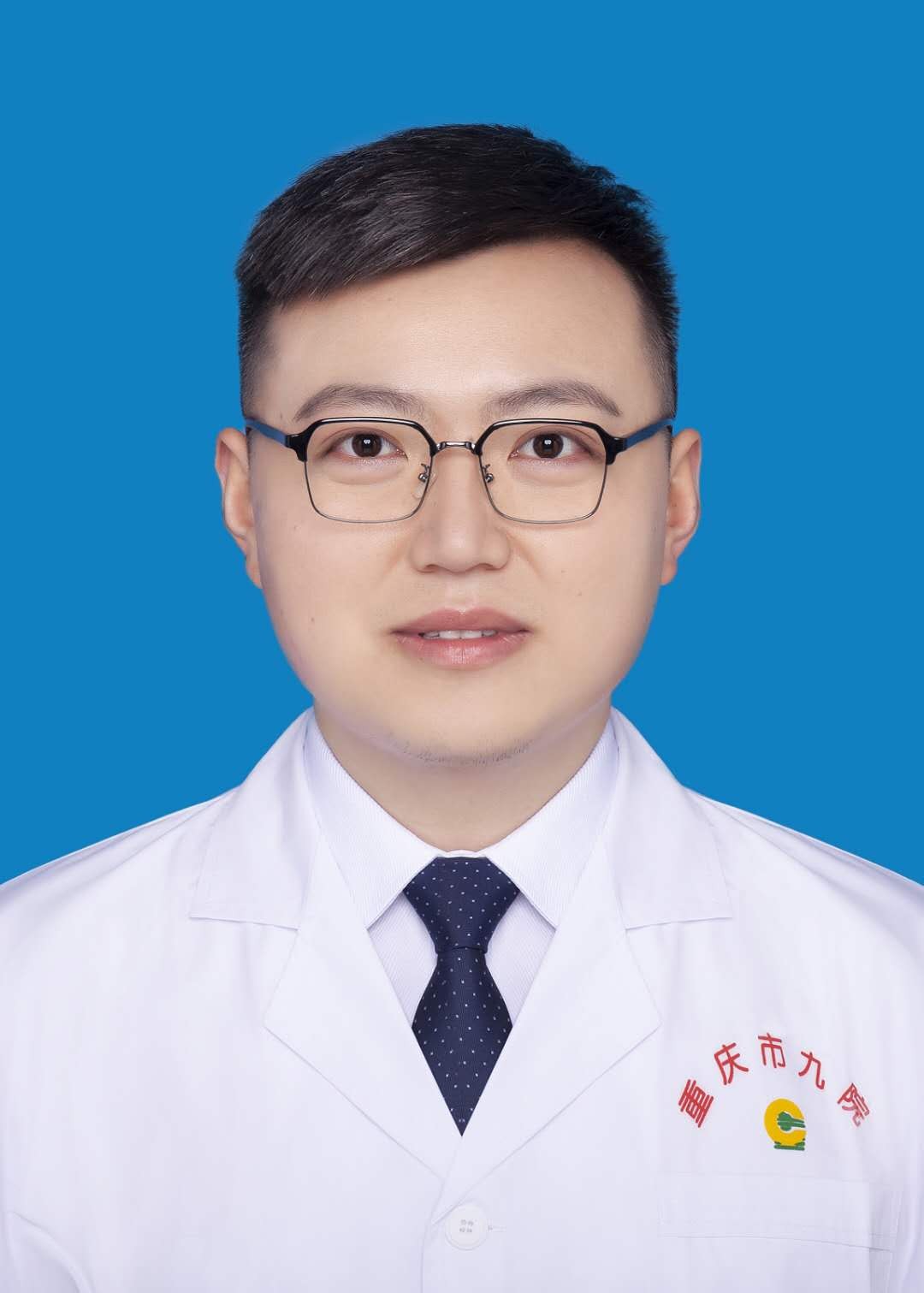 李天驹