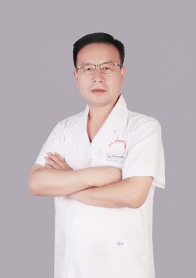 杨清峰