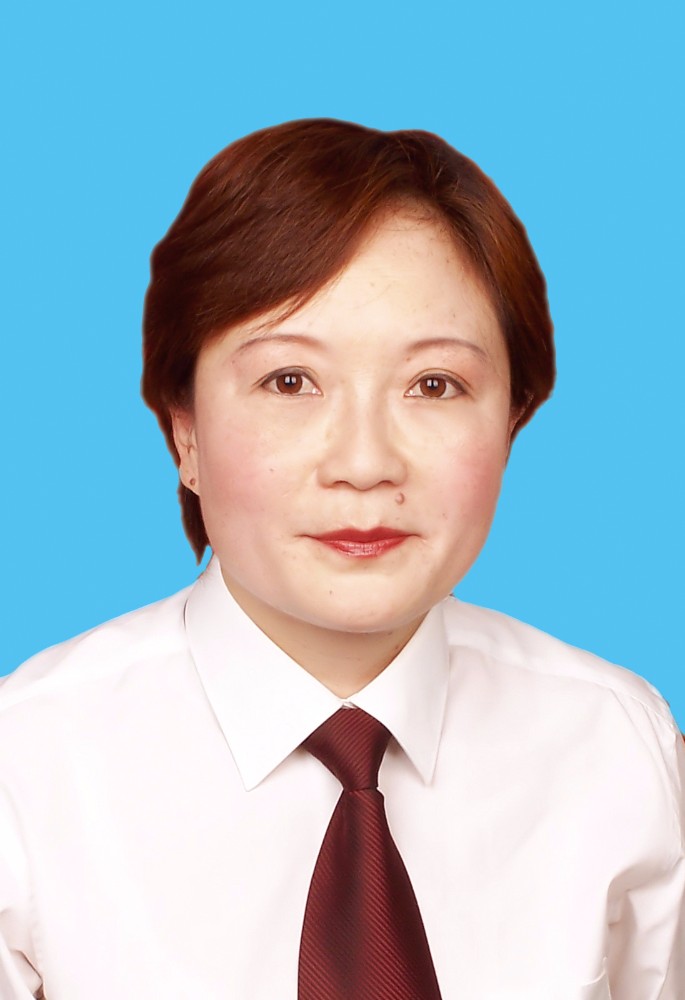 杨萍