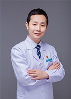 黄浩炜