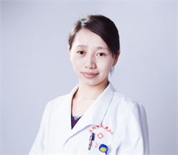 黄晓君