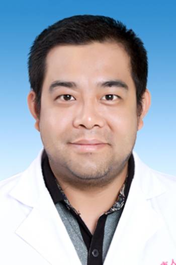 李宏亮