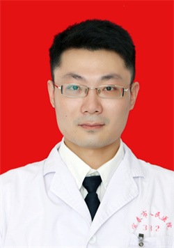 傅鑫