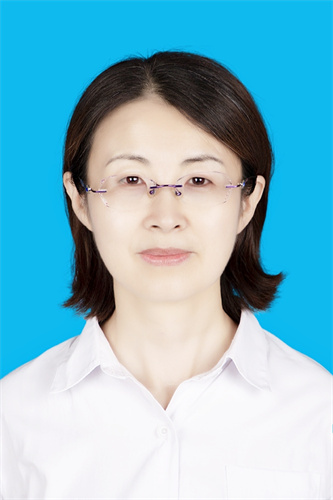 李建英