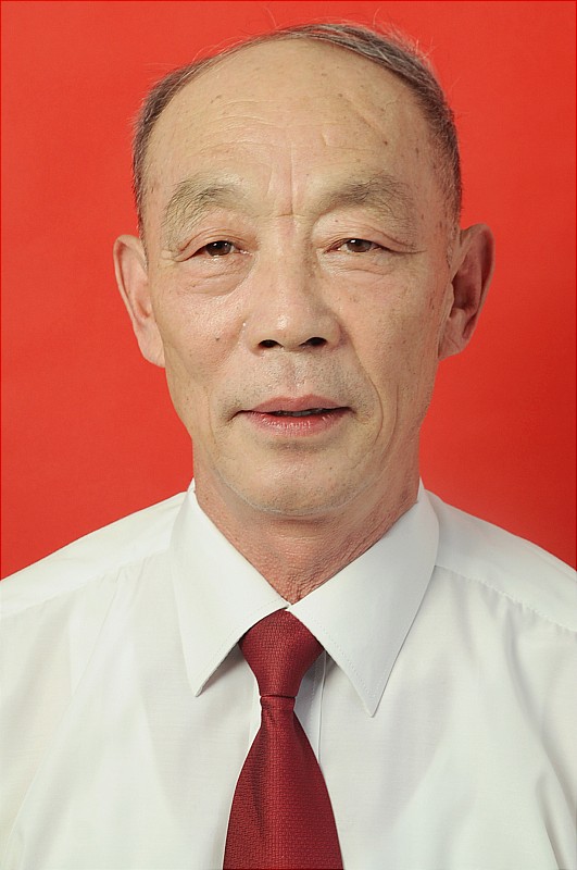 熊友三
