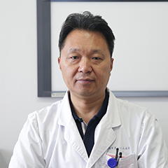 龚镭