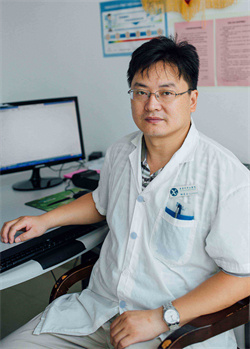 杨宏山