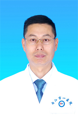 杨志忠