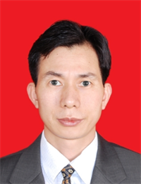 万苗坚
