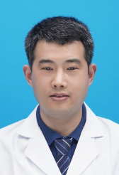张坤