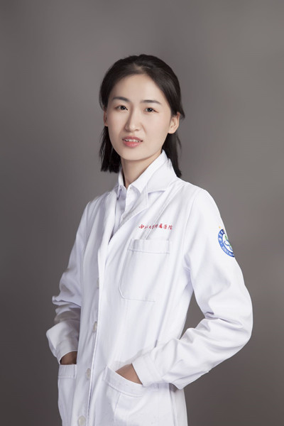 李丽
