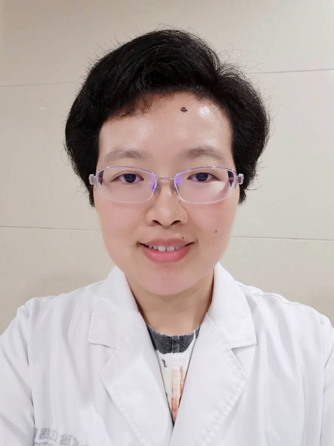黄玲莉