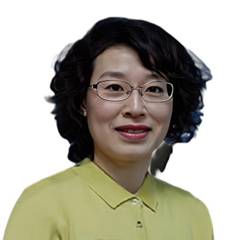 李君