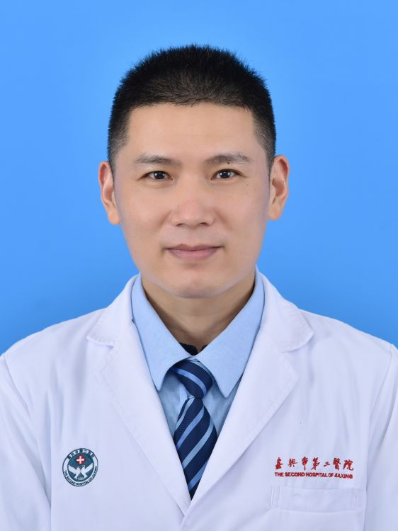 李福明