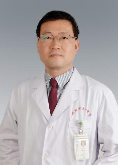 李焱
