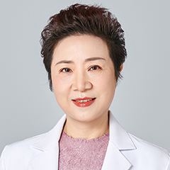 张莉