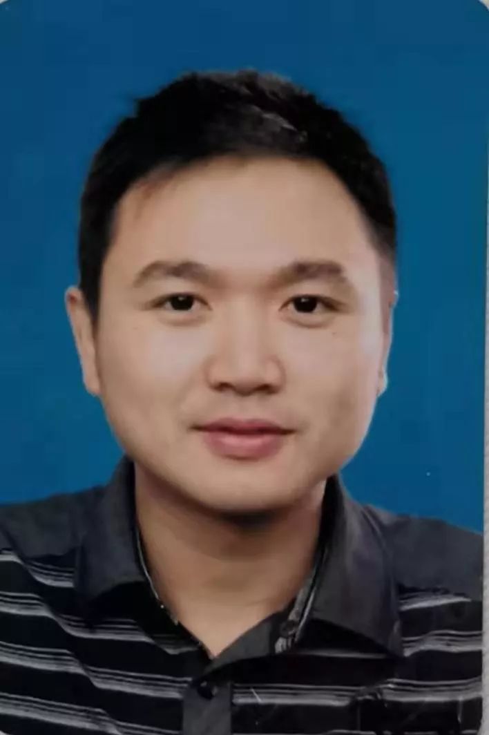 章正威
