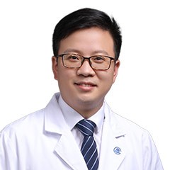 曹达龙
