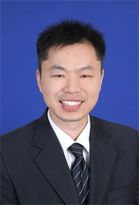 刘君