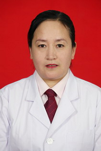 梁富英