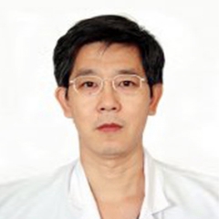周鹰