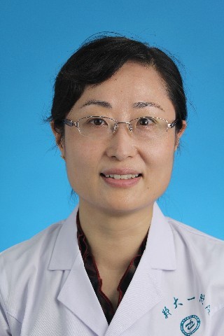 张彤