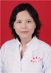 何雯