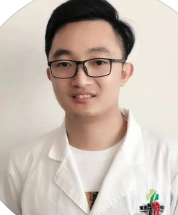 周雄