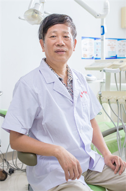程德新