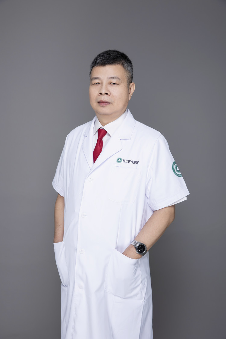 黄粹业