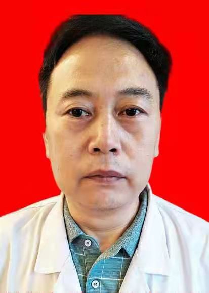 黄兴志