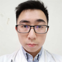 李伟
