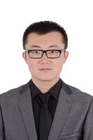 王亮