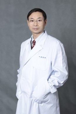 李四群