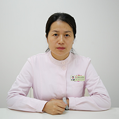 张立霞
