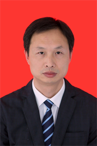 陈健