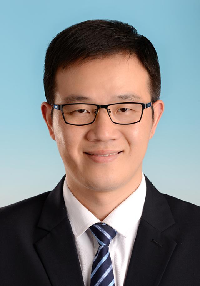丁伟