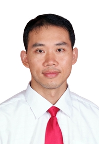 莫旻龙