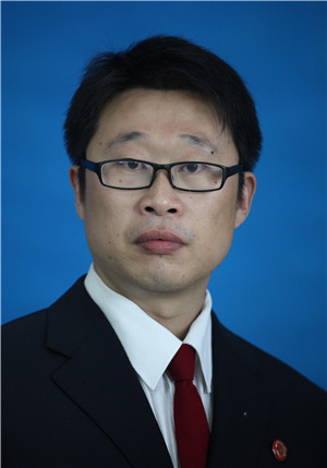 韩东