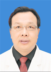 李伟