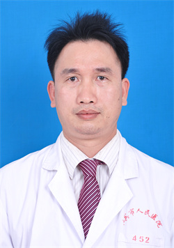何龙