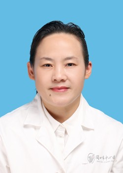 潘春香