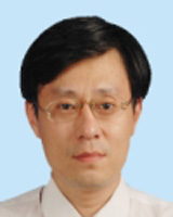 李中伟