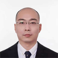 何竑超