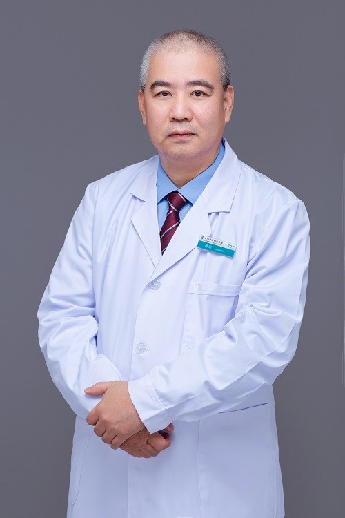 陈坚